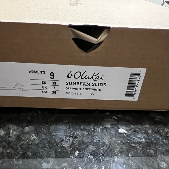 Olukai Women's Sunbeam Slide Sandal White in size 9 - Picture 2 of 7